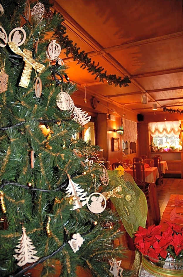 Albergo Ristorante Cacciatori