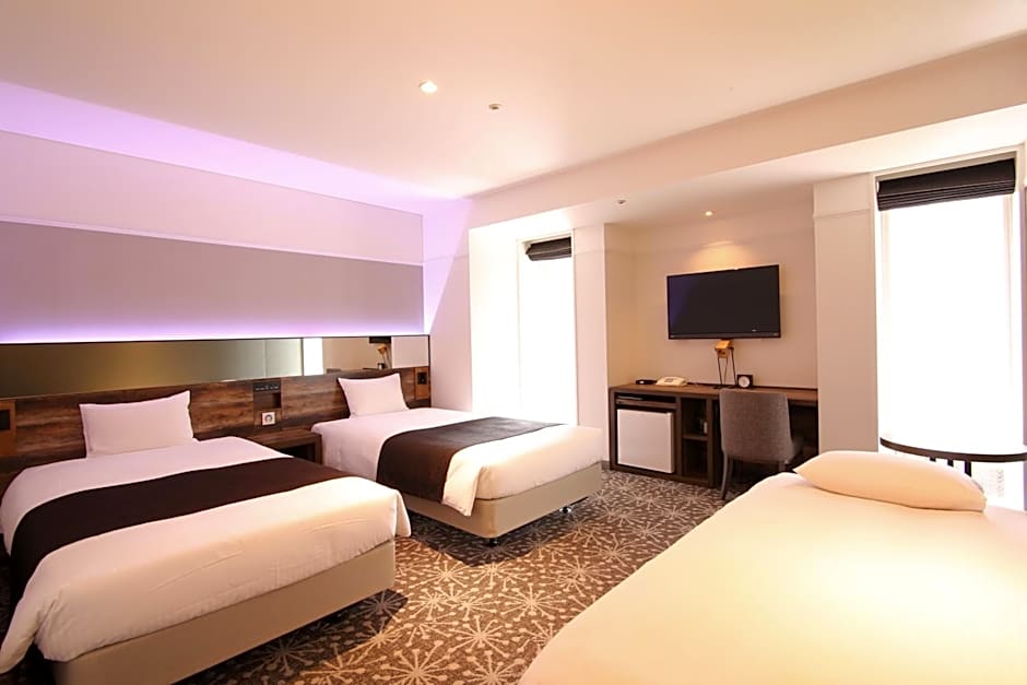 Photo 1 of 6 of Deluxe Multiple Beds