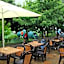 Hotel, Bungalows y Camping Viu
