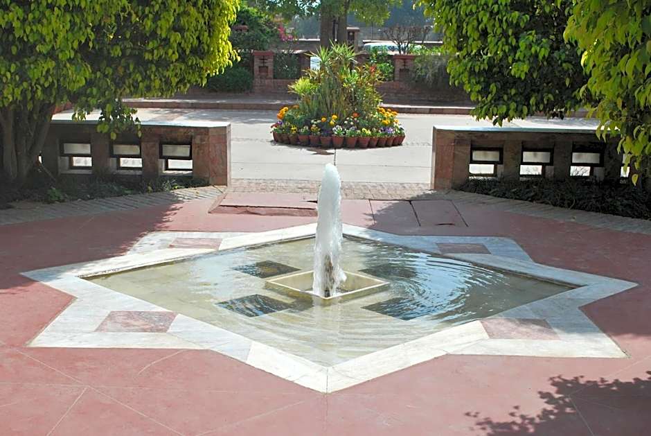 Faisalabad Serena Hotel