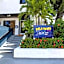 Hollywood Beach Suites and Hotel