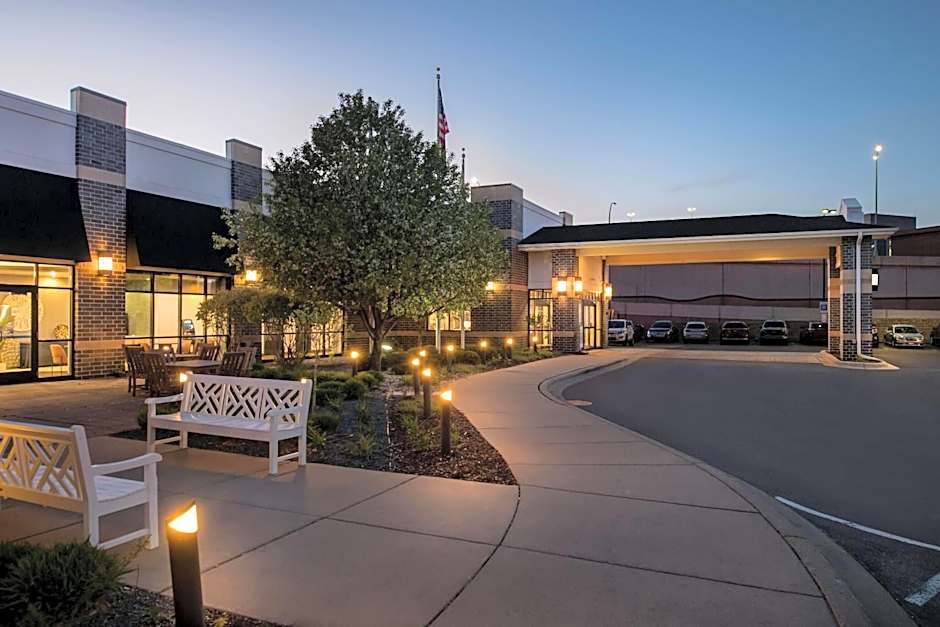 Wyndham Bloomington - Mall of America