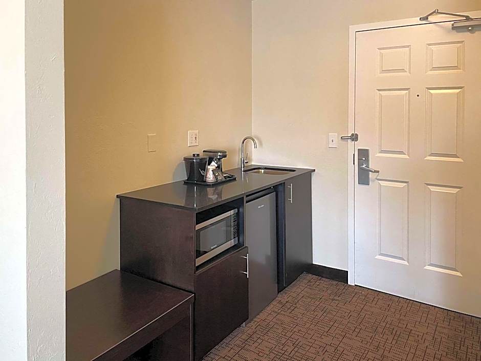 Suburban Studios Melbourne Airport