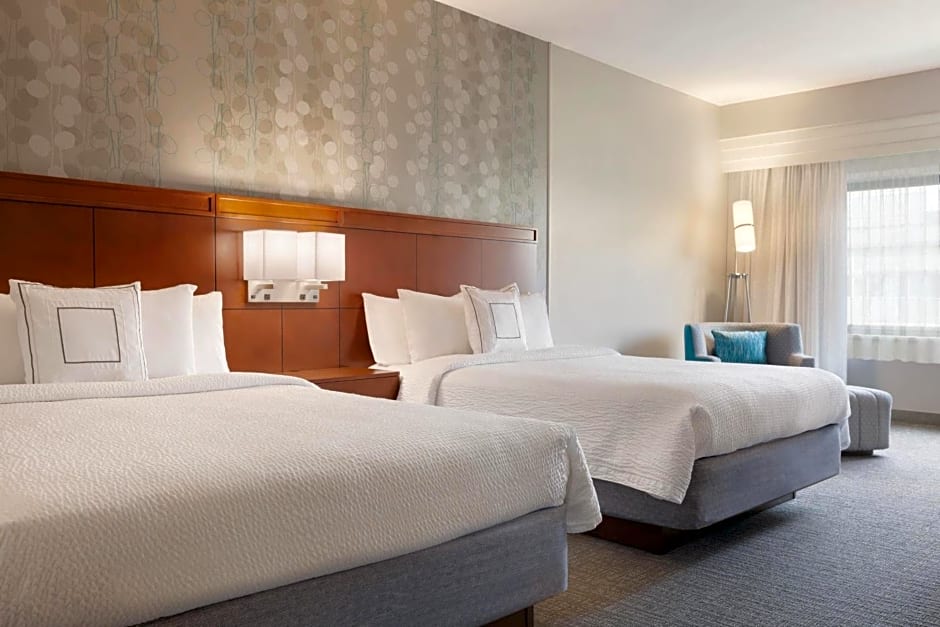 Courtyard by Marriott Charlotte Airport North