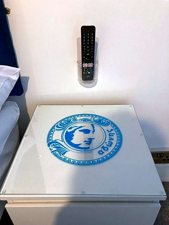 The New Apollo Hotel