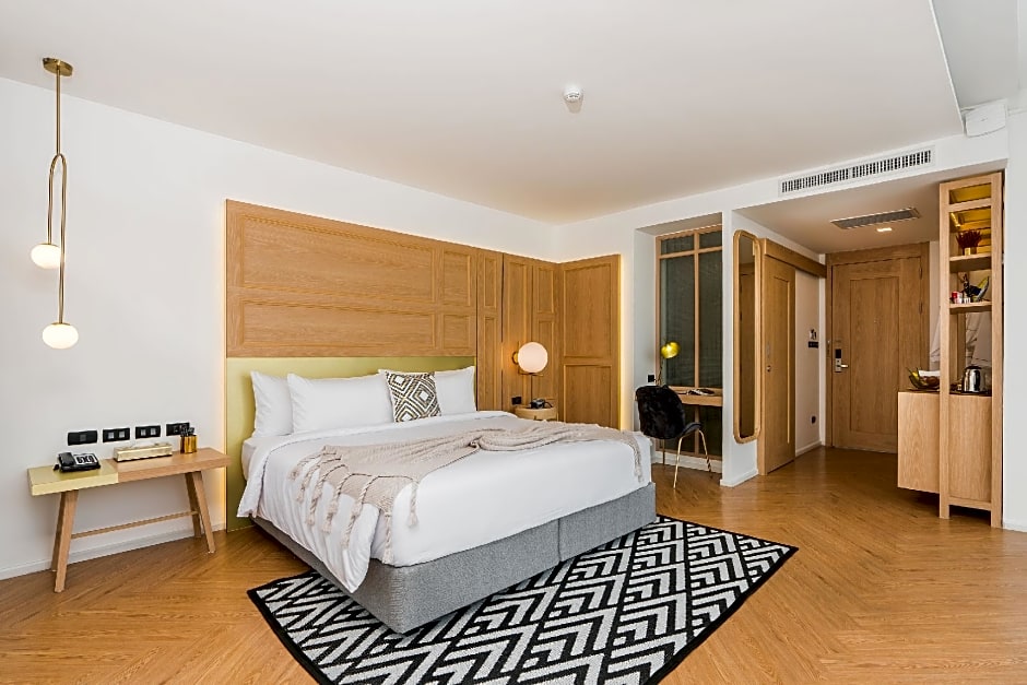 SCENE Bangkoknoi hotel (SHA Extra Plus)