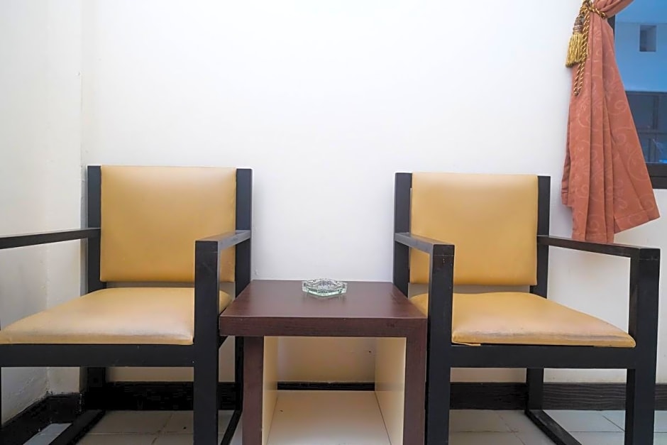 Urbanview Hotel Anggraeni Jatibarang