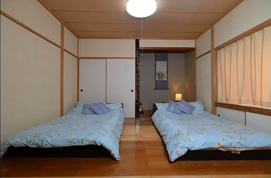 STAY IN OTAKI