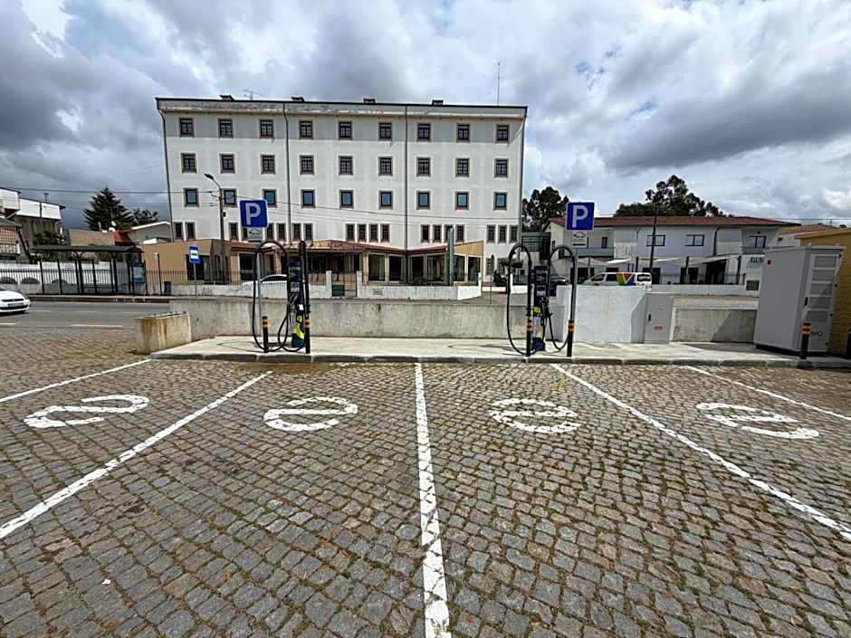 HOTEL SANTHYAGO TROFA