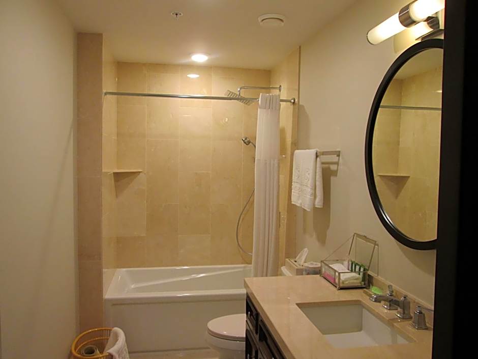 Sydney Boutique Inn & Suites