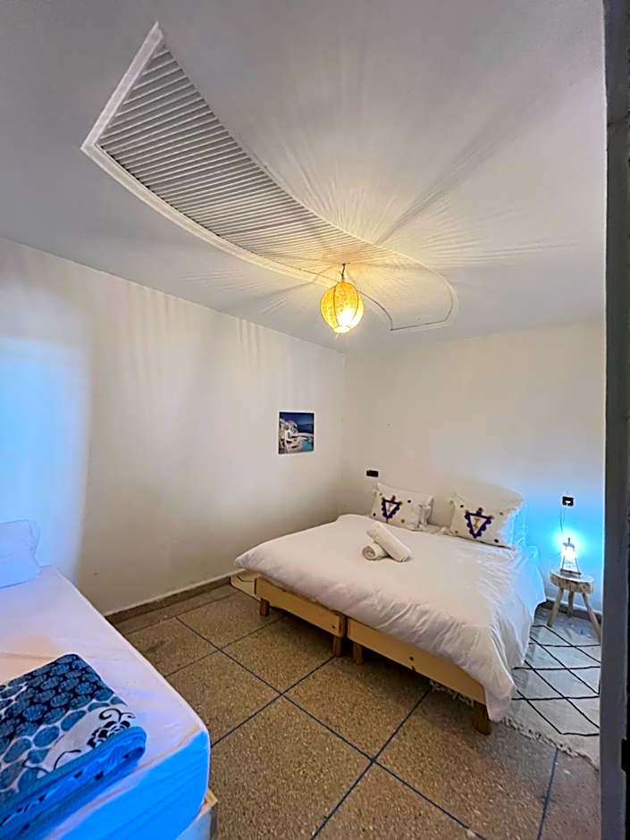 Emallayan Hostel