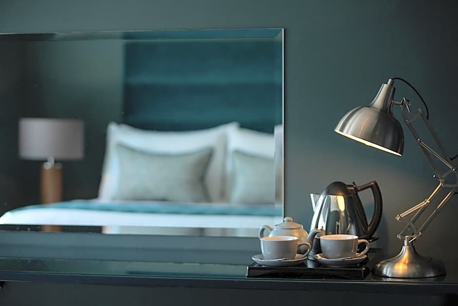 The Orchard Park Hotel