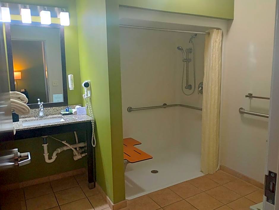 Sleep Inn & Suites Oakley I-70