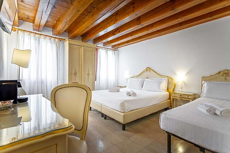 Hotel Orion