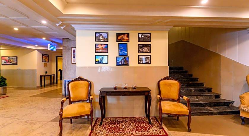 Hotel One Mall Road Murree