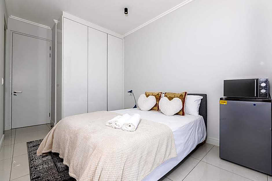 Sky Dweller by Ellipse