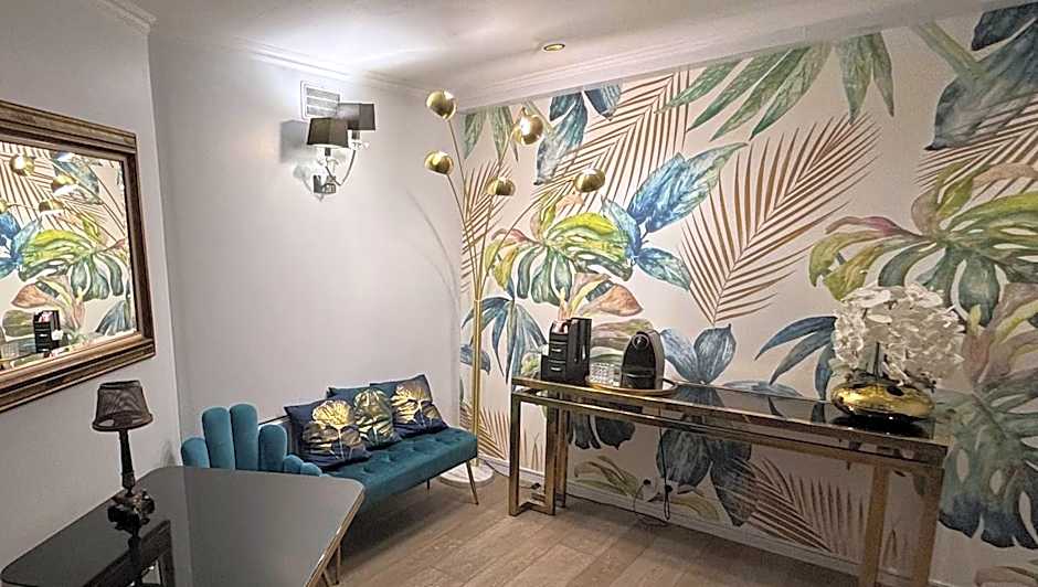 Hotel Riviera Renovated