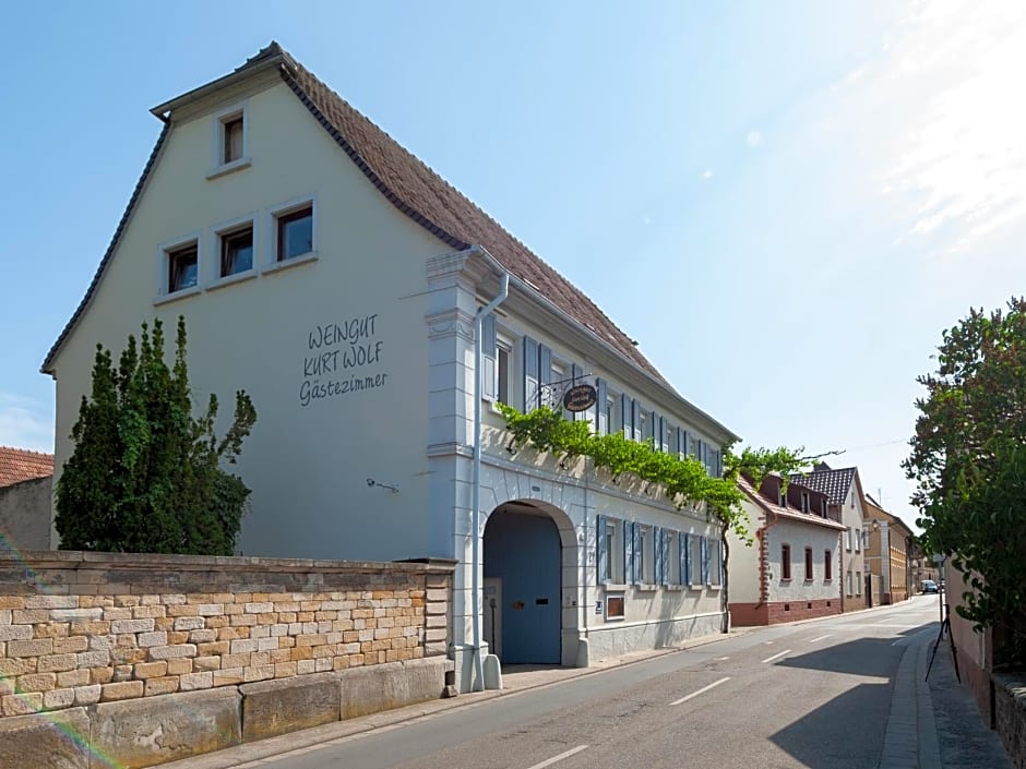 Gästezimmer im Weingut Wolf