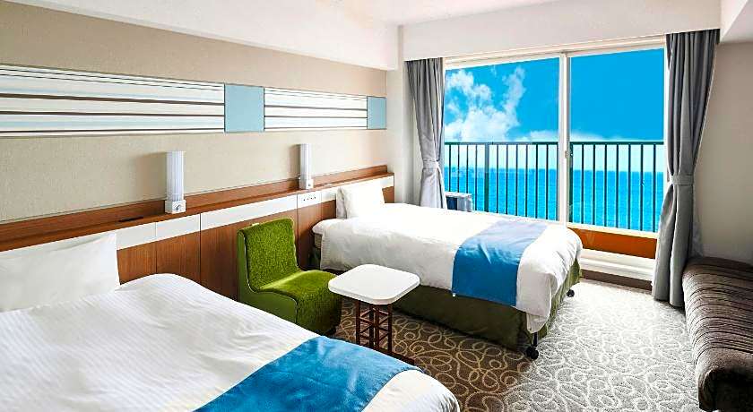 Vessel Hotel Campana Okinawa