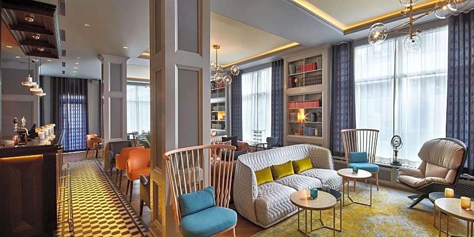 Reykjavik Konsulat Hotel Curio Collection by Hilto