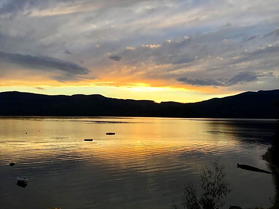 The Tuwanek Bed and Breakfast