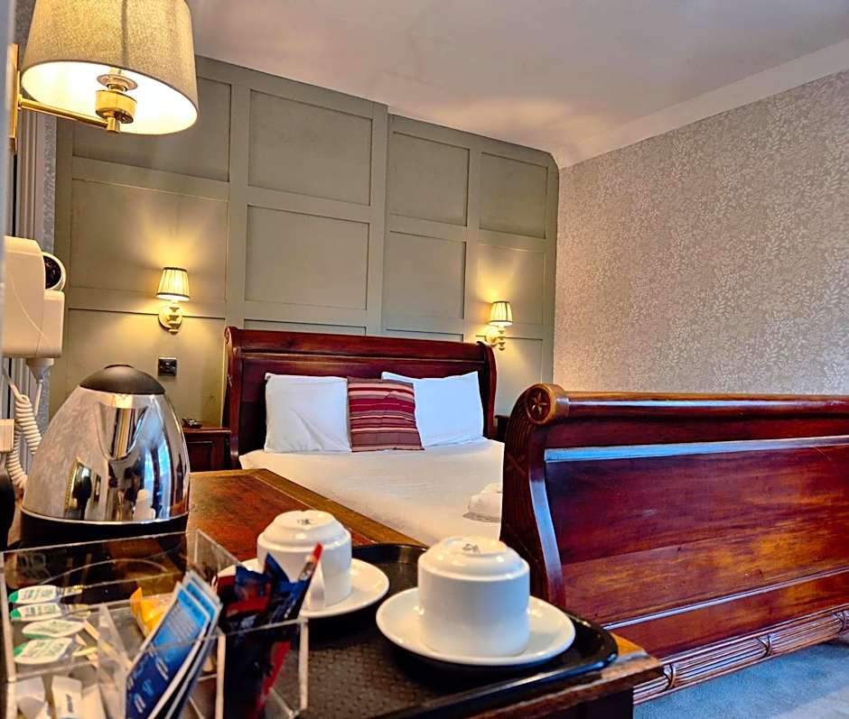 The Devil's Punchbowl Hotel