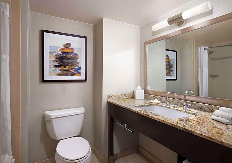 Sonesta Redondo Beach & Marina