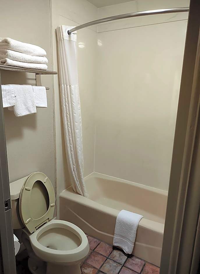 Days Inn by Wyndham Lonoke