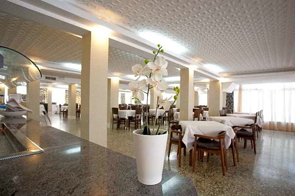 Playamar Hotel & Apartamentos