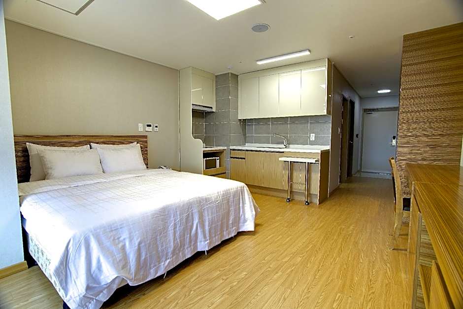 Photo 1 of 5 of Superior Condo