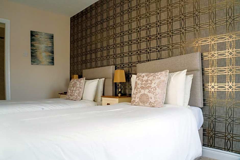 Plougastel House B&B
