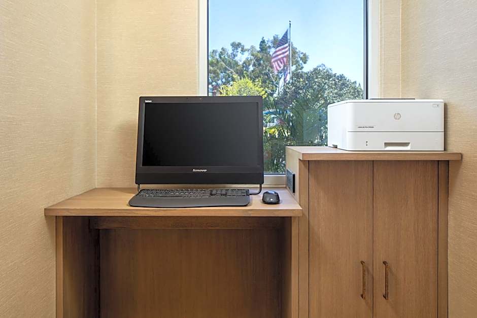 Sonesta ES Suites Carmel Mountain - San Diego
