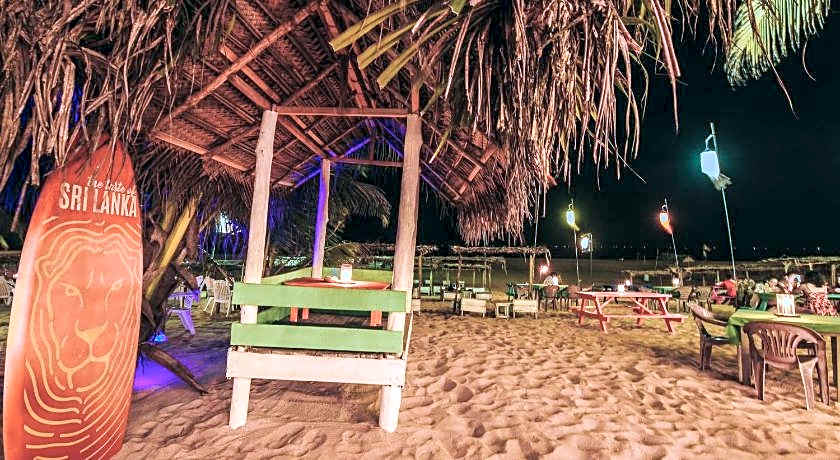 International Beach Hotel & Restaurant