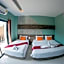 Ray Hotel