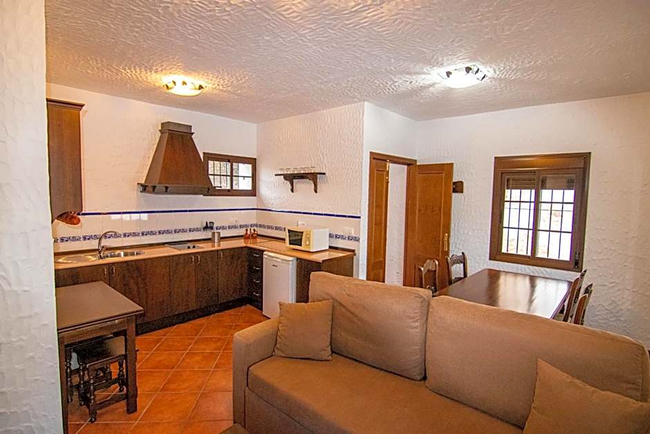 Tugasa Hotel y Apartamentos rurales La Posada