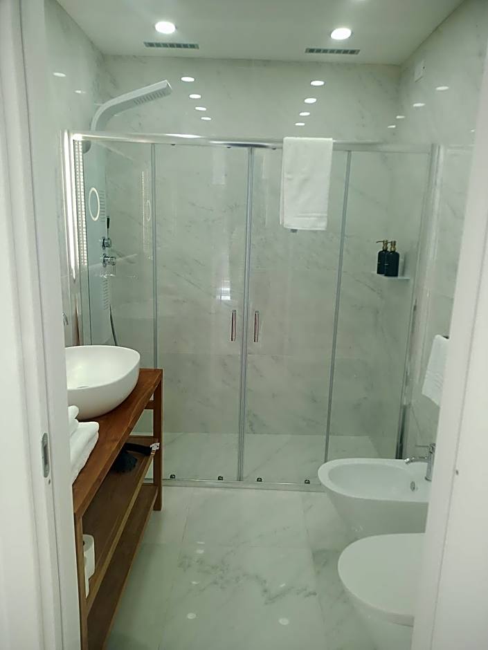 Smart Luxury Suites & Apartments