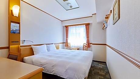 King Room - Non-Smoking