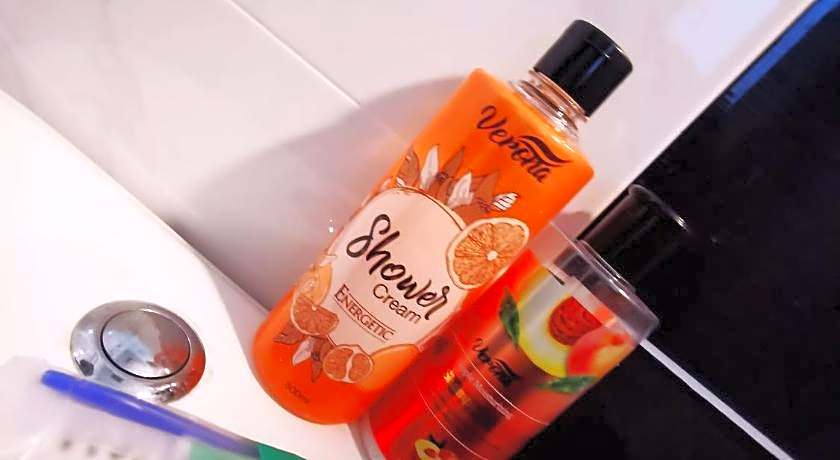 MARVEL Suite MOTEL& ABNB