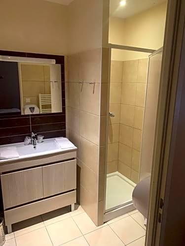 Hotel restaurant le 108