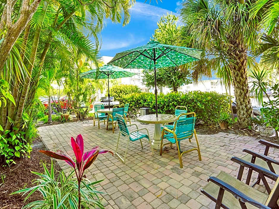 Beach Tide Motel