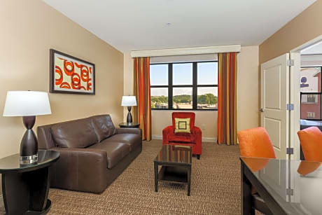 Junior Suite with Garden View - Non-refundable