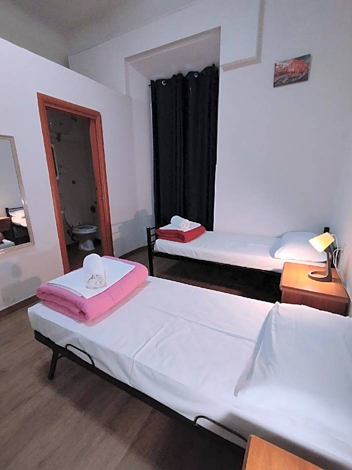 Freedom Traveller Hostel