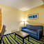 Comfort Inn & Suites Lantana - West Palm Beach South