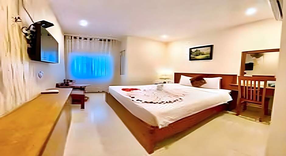 Twilight Beach Hotel