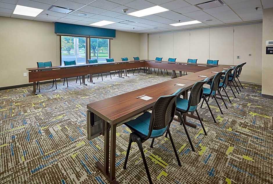 Hampton Inn By Hilton Harrisburg-West