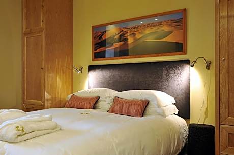 Double Room with Spa Bath