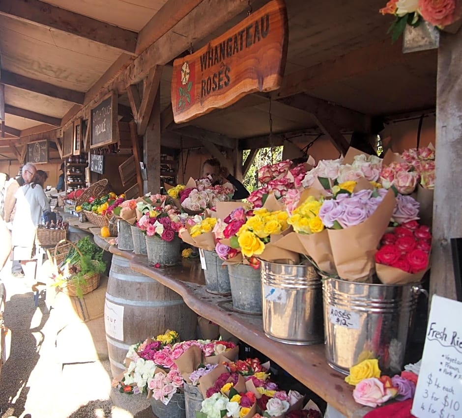 Columbus Suite at 144 on Jones