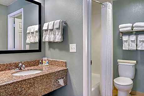 Queen Suite with Two Queen Beds and Sofa Bed