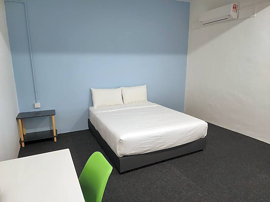 Photo 1 of 4 of Deluxe 1 Queen Bed, 2nd Floor