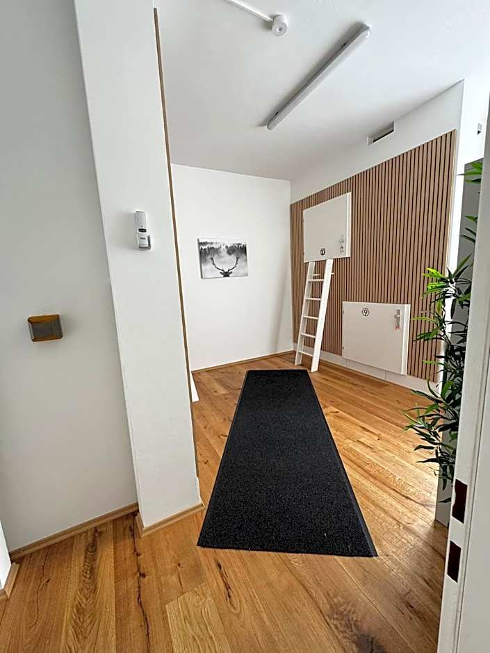 Robin Wood Capsule Hostel